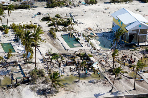 Hurricane Ian destroyed homes and scattered debris throughout Fort Myers Beach, as seen in the aftermath on Sept. 29. Photo: The Associated Press