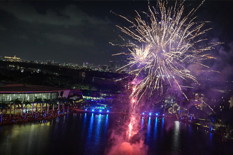 Fireworks over Lake Osceola during UM Homecoming 2023